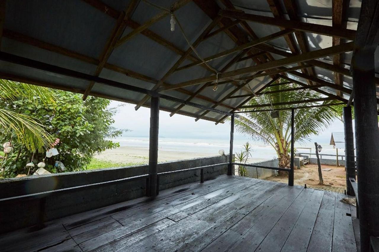 Mawar Villa, Batu Hitam Kampung Sungai Karang Exterior foto