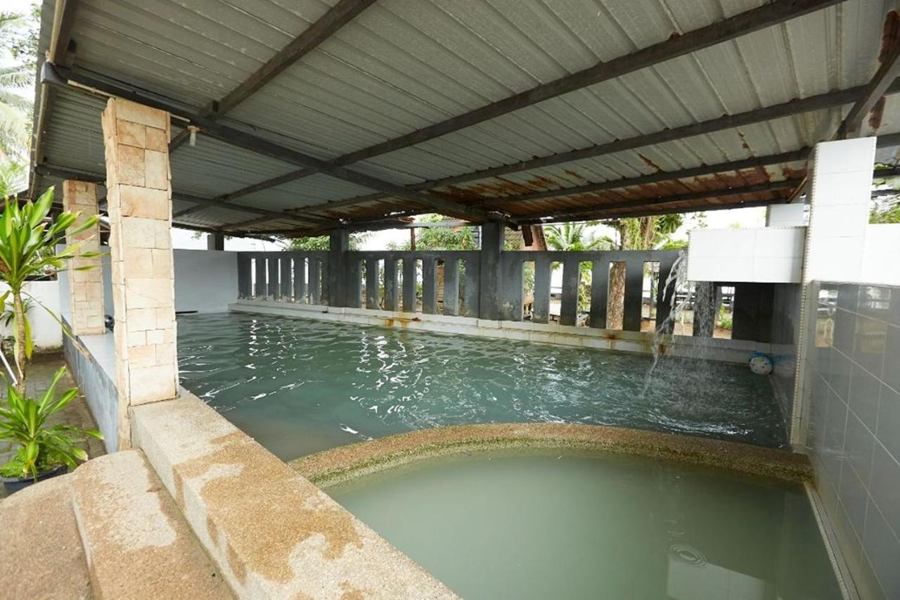 Mawar Villa, Batu Hitam Kampung Sungai Karang Exterior foto